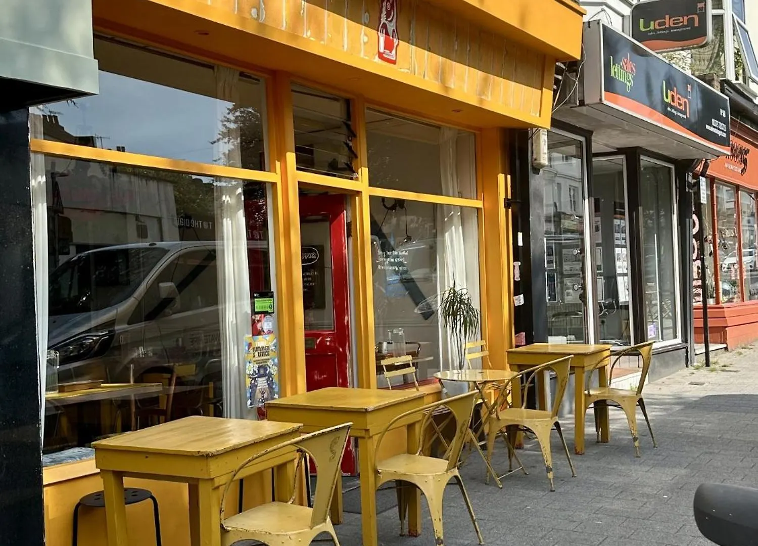 Bright Spacious Room In Central 브라이턴
